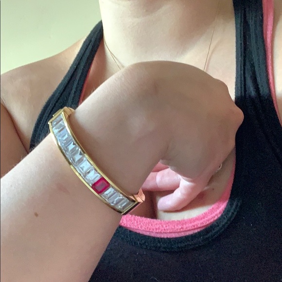 RARE Michael Kors Regal Baguettes Hinged Bangle - Picture 13 of 13